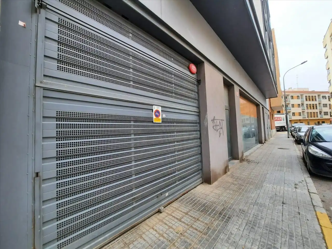 Individuel à vendre à CANARIES