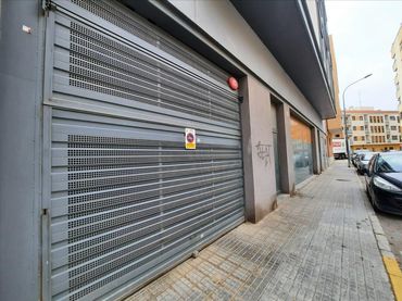 Individuel à vendre à CANARIES