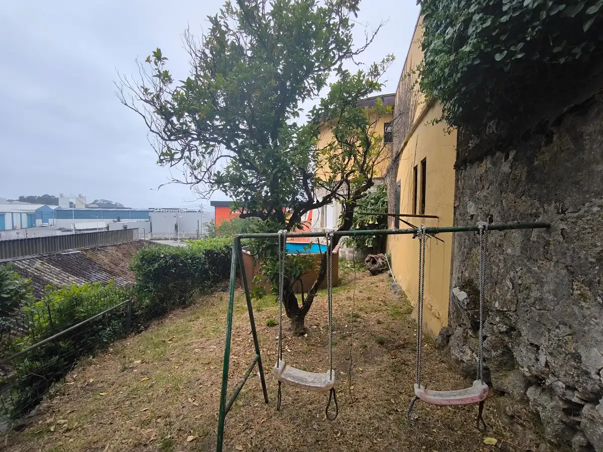 Jardín de Casa o chalet en venta en Vilagarcía de Arousa con Calefacción, Jardín privado y Parquet