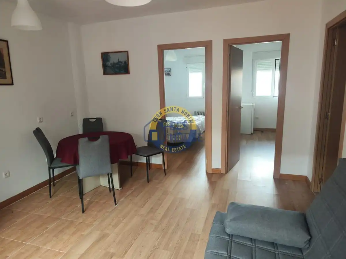 Apartament en venda en Villaquilambre amb Parquet i Moblat