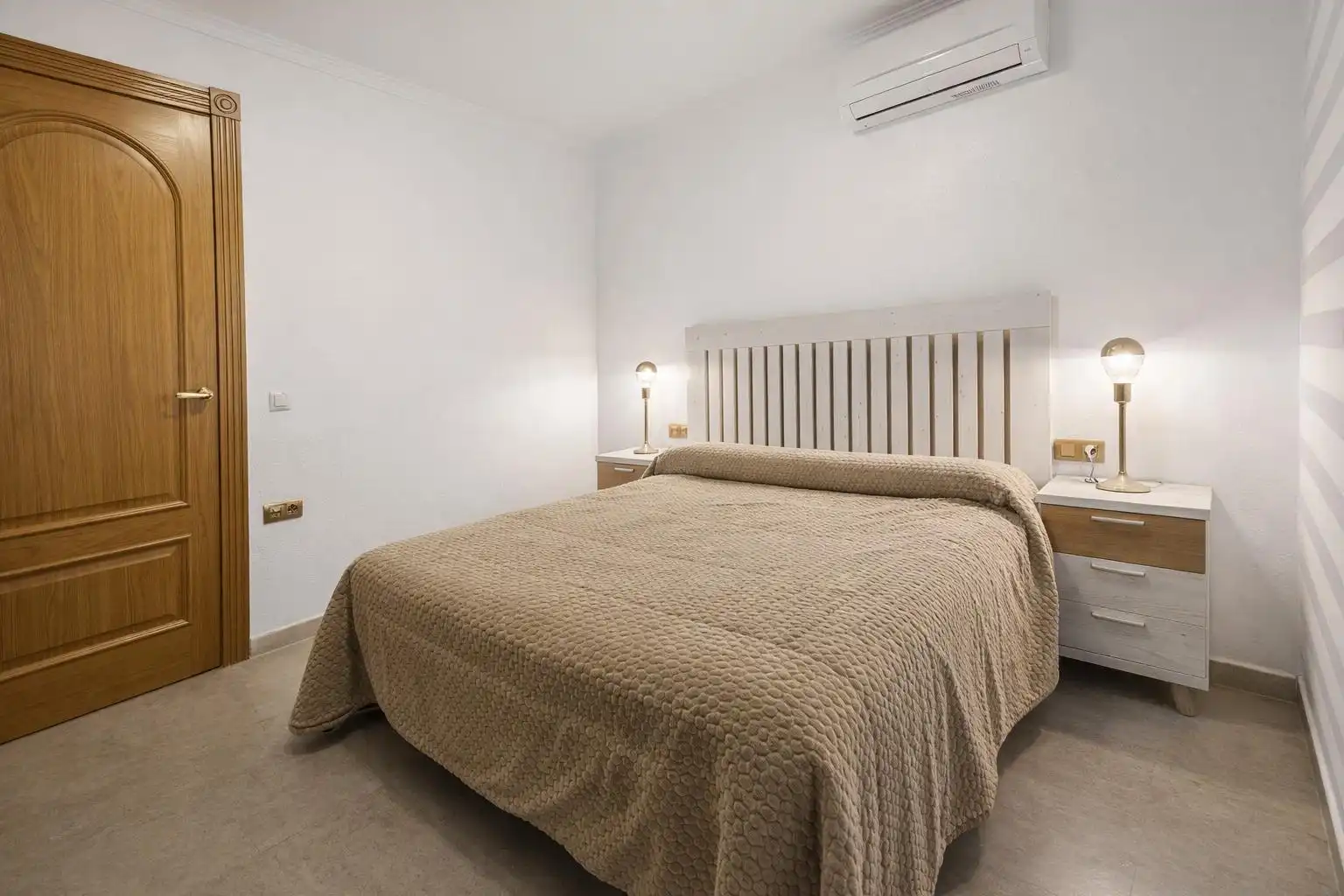 Habitación de Apartamento en venta en Santa Pola con Aire acondicionado y Amueblado