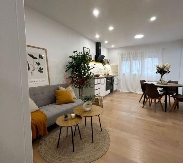 Foto 1 de Piso en venta en Calle Luis Suárez Ximielga, Colloto, Asturias