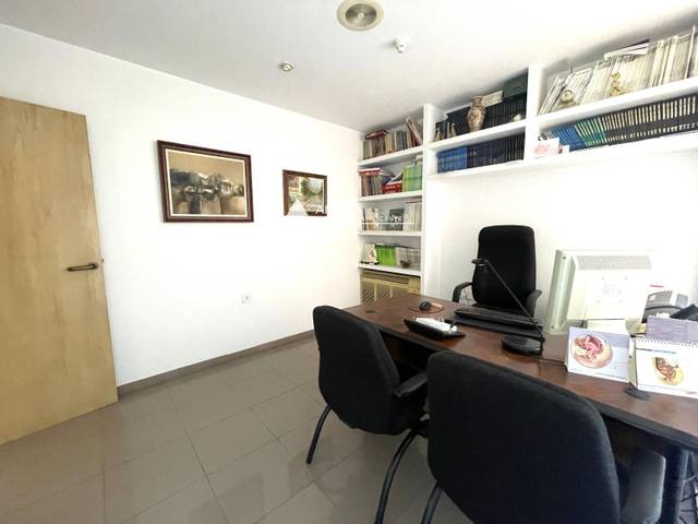 Piso en Venta en Mendez Nuñez en Casco Antiguo - Sta. Cruz - Ayuntamiento