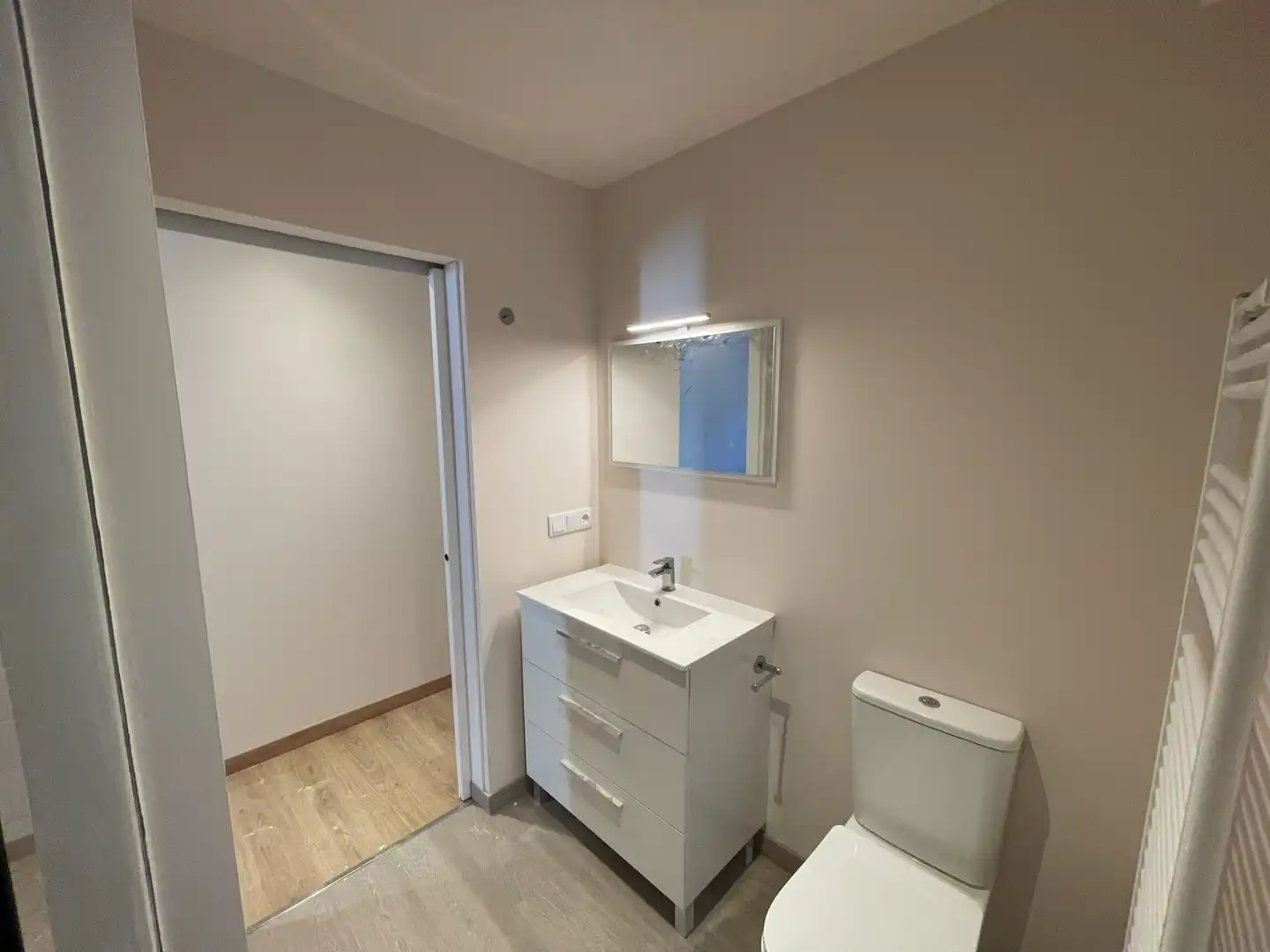 Baño de Apartamento de alquiler en Puigcerdà con Calefacción, Parquet y Horno