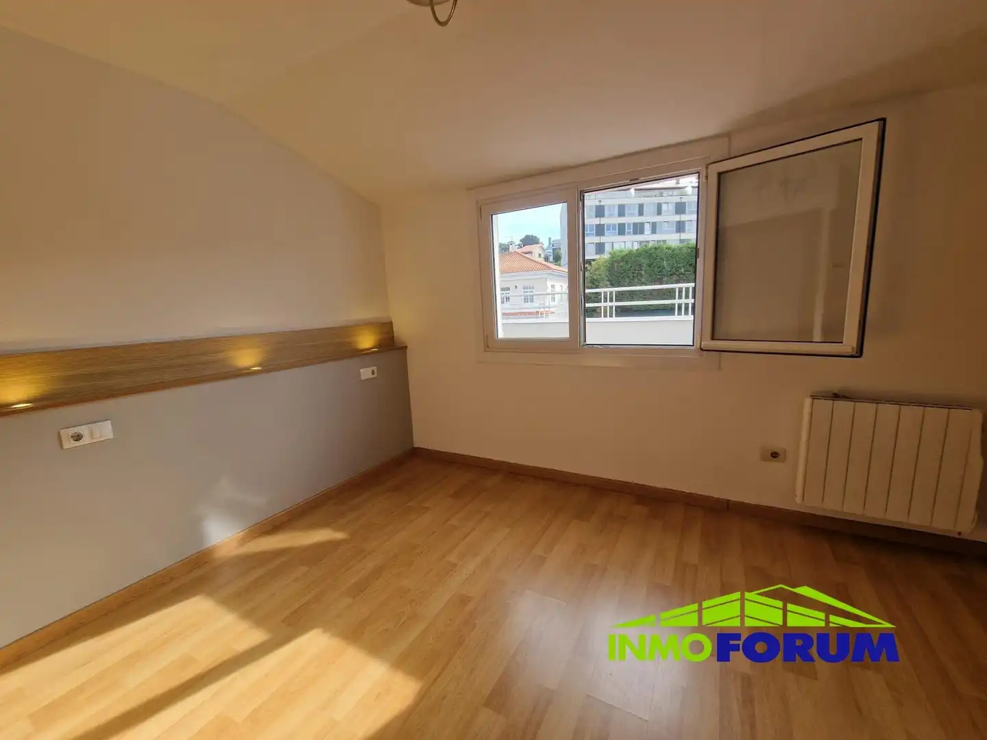 Attic for sale in Oleiros, A Coruña