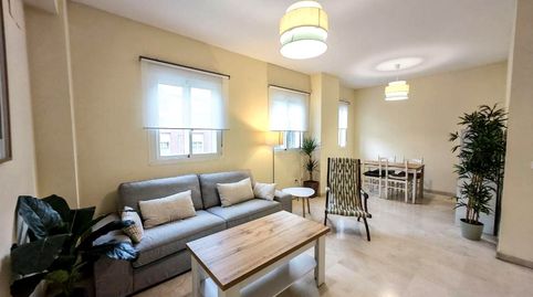 Foto 3 von Maisonette zur Miete in Rafael Belmonte García, Triana Oeste, Sevilla Capital
