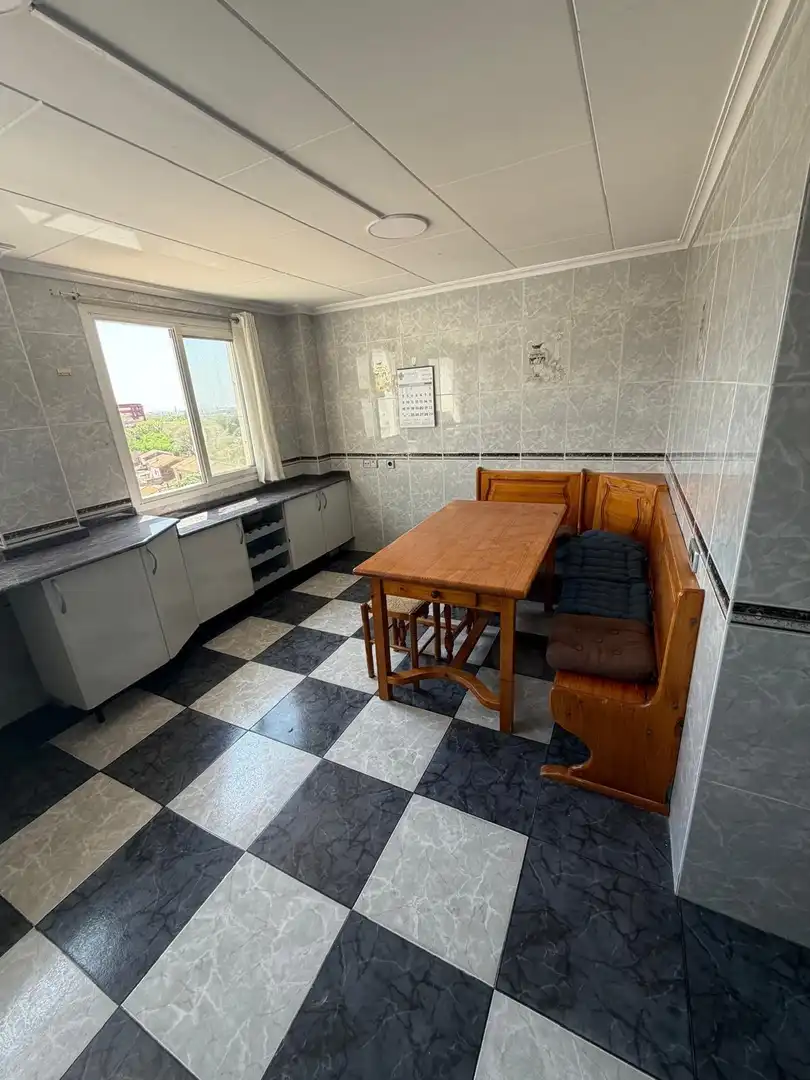 Cocina de Piso en venta en Valencia con Balcón