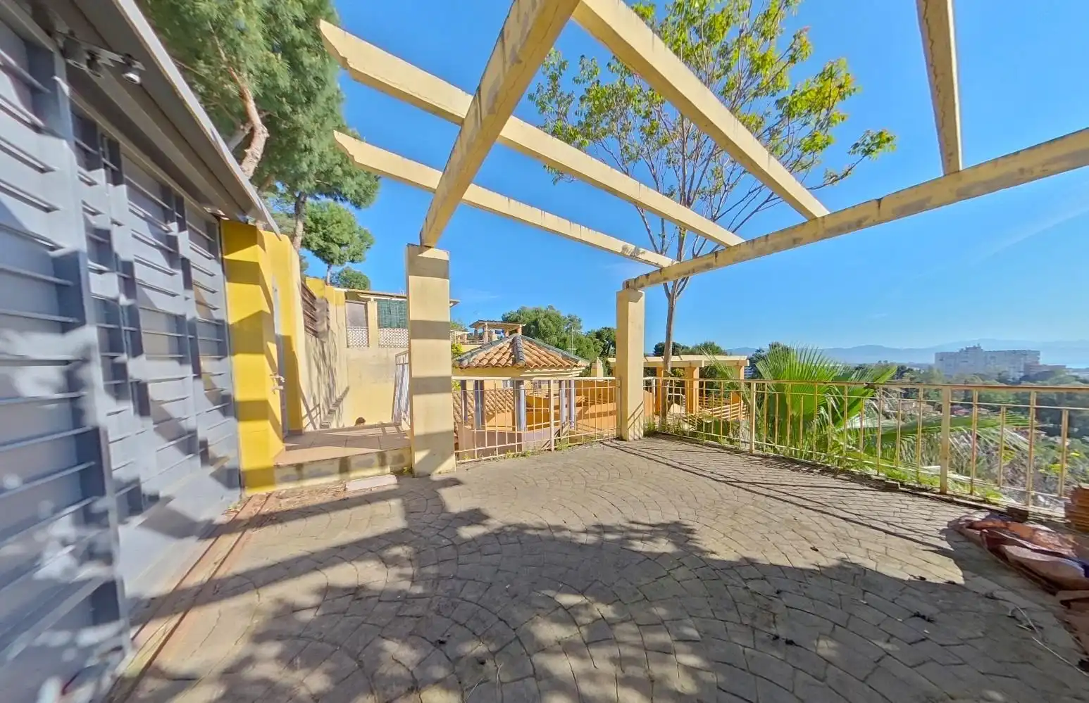 Terrace of Houses for sale in Torremolinos