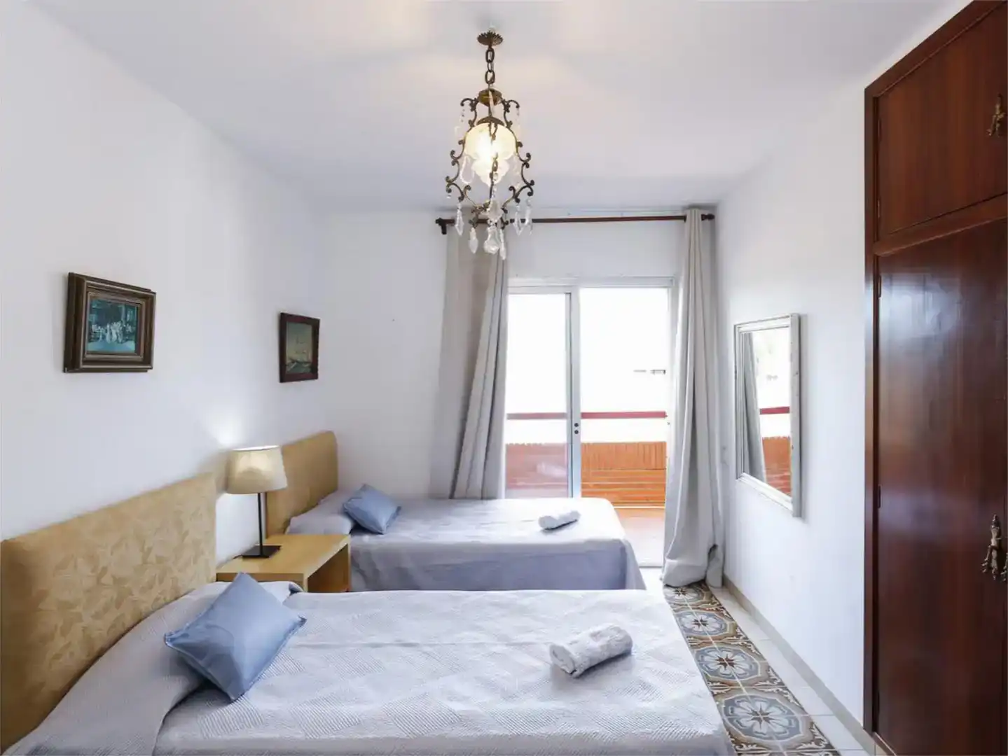 Dormitori de Casa o xalet de lloguer en Salou amb Aire condicionat, Jardí privat i Piscina