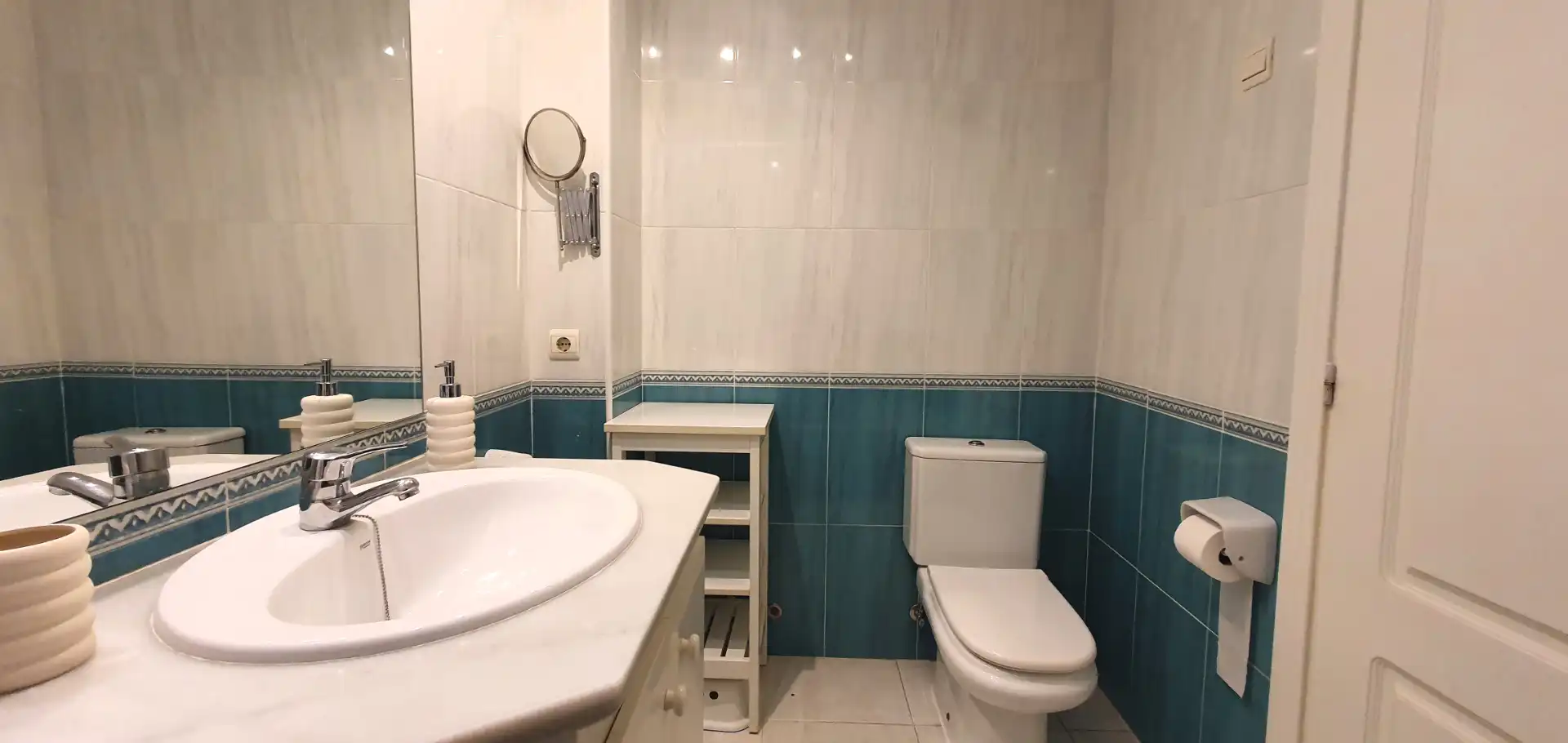 Baño de Apartamento de alquiler en Dénia con Aire acondicionado, Calefacción y Terraza