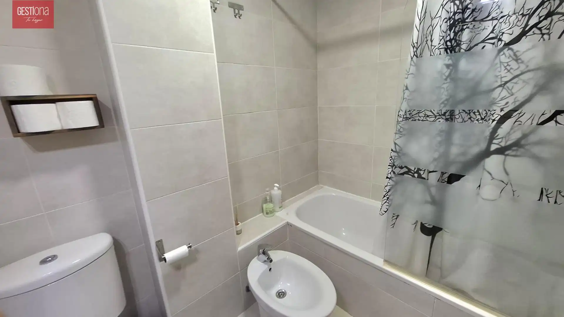Baño de Planta baja en venta en Piélagos con Calefacción, Jardín privado y Terraza