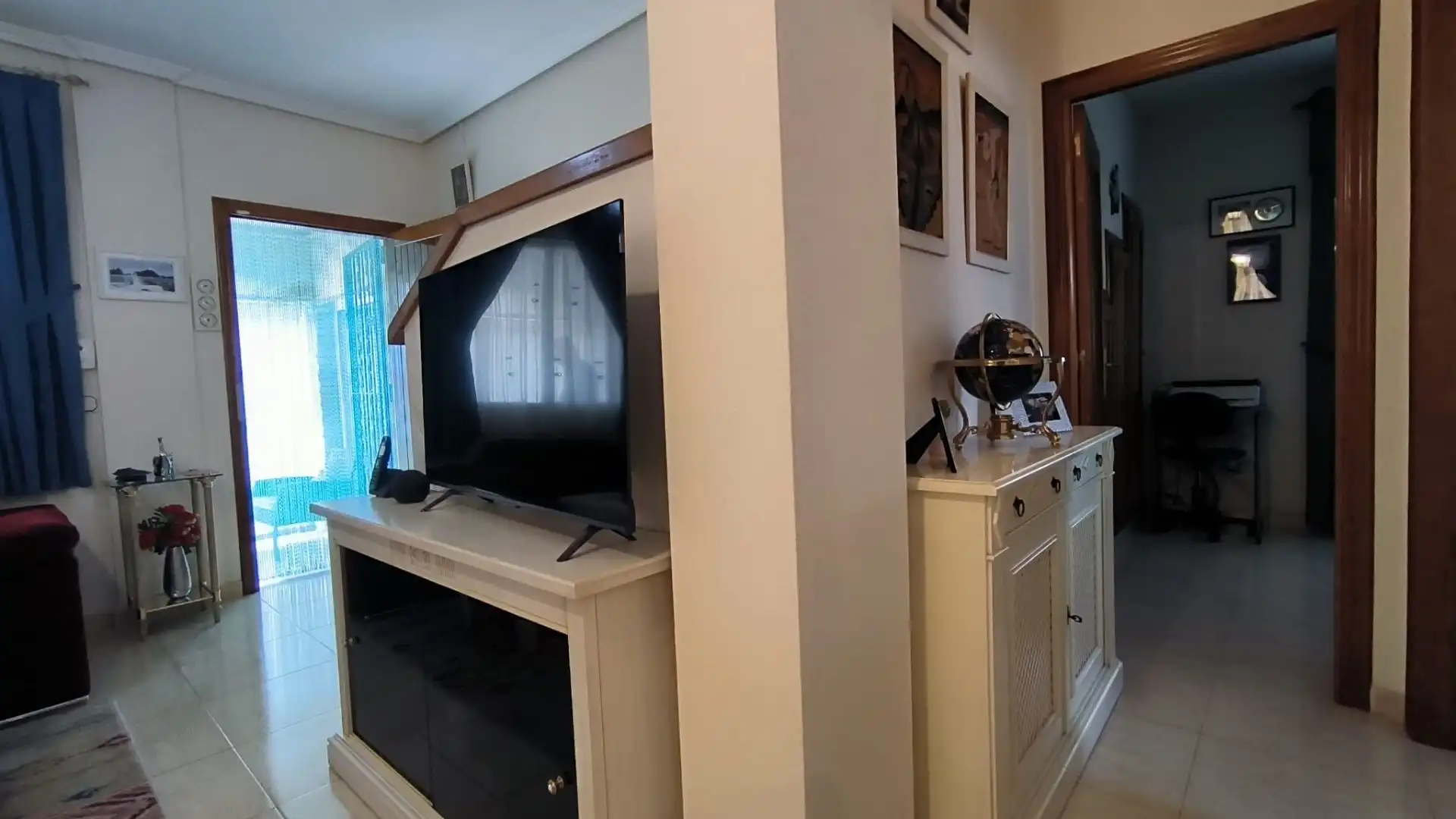 Sala d'estar de Casa o xalet en venda en Polop amb Aire condicionat, Calefacció i Jardí privat