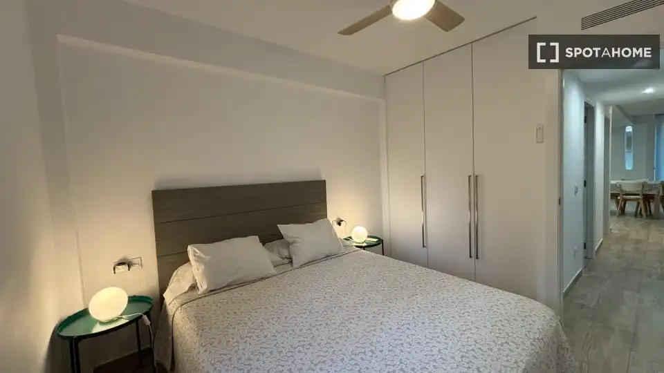 Habitación de Piso de alquiler en Pobles del Sud