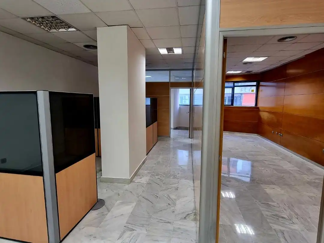 Local de alquiler en Marbella con Aire acondicionado