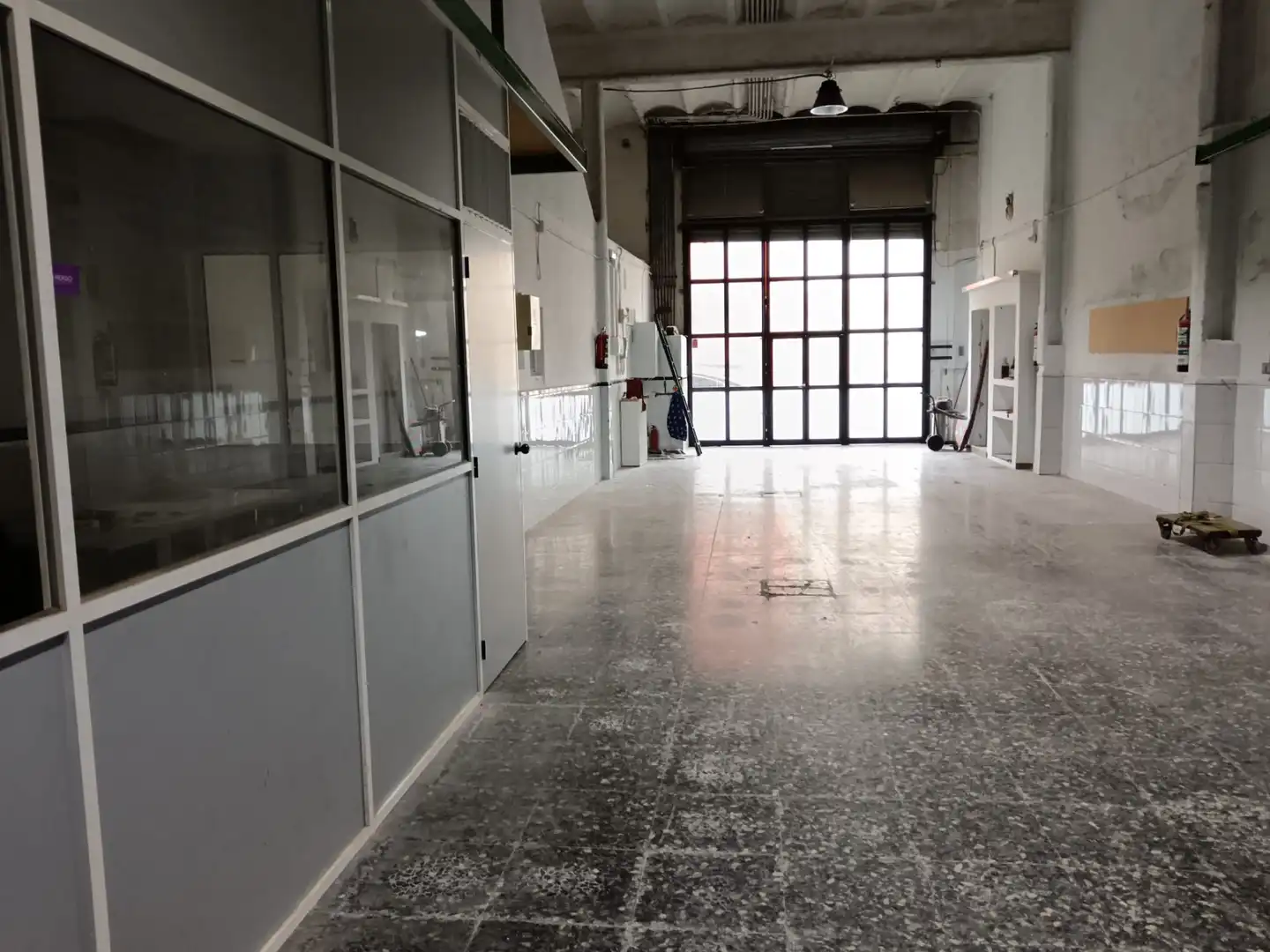 Local de alquiler en Badalona