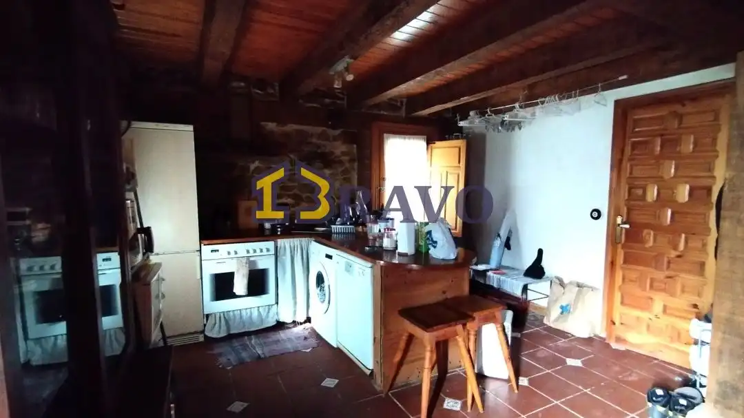 Cocina de Casa o chalet en venta en Merindad de Cuesta-Urria con Calefacción, Terraza y Amueblado