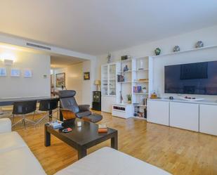 Sala d'estar de Dúplex en venda en  Barcelona Capital amb Aire condicionat, Calefacció i Terrassa