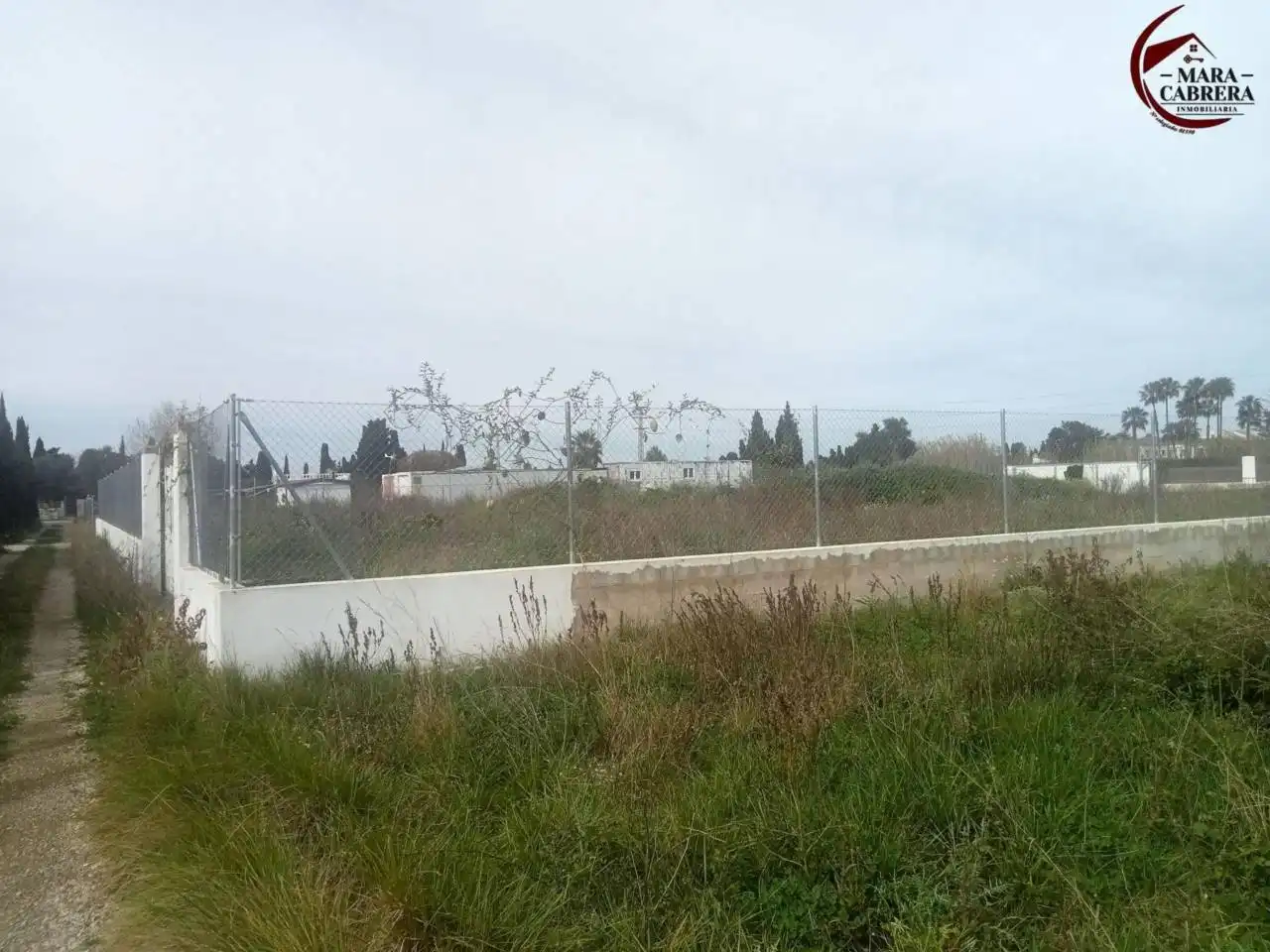 Terreno en venta en Oliva
