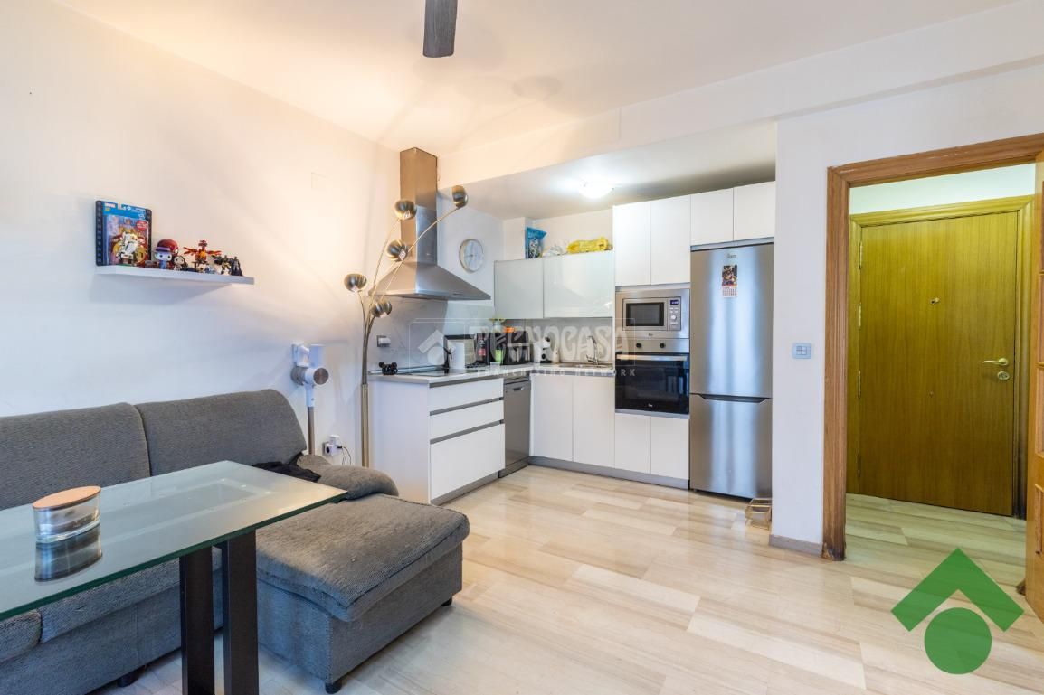 Cocina de Piso en venta en Alfacar con Calefacción