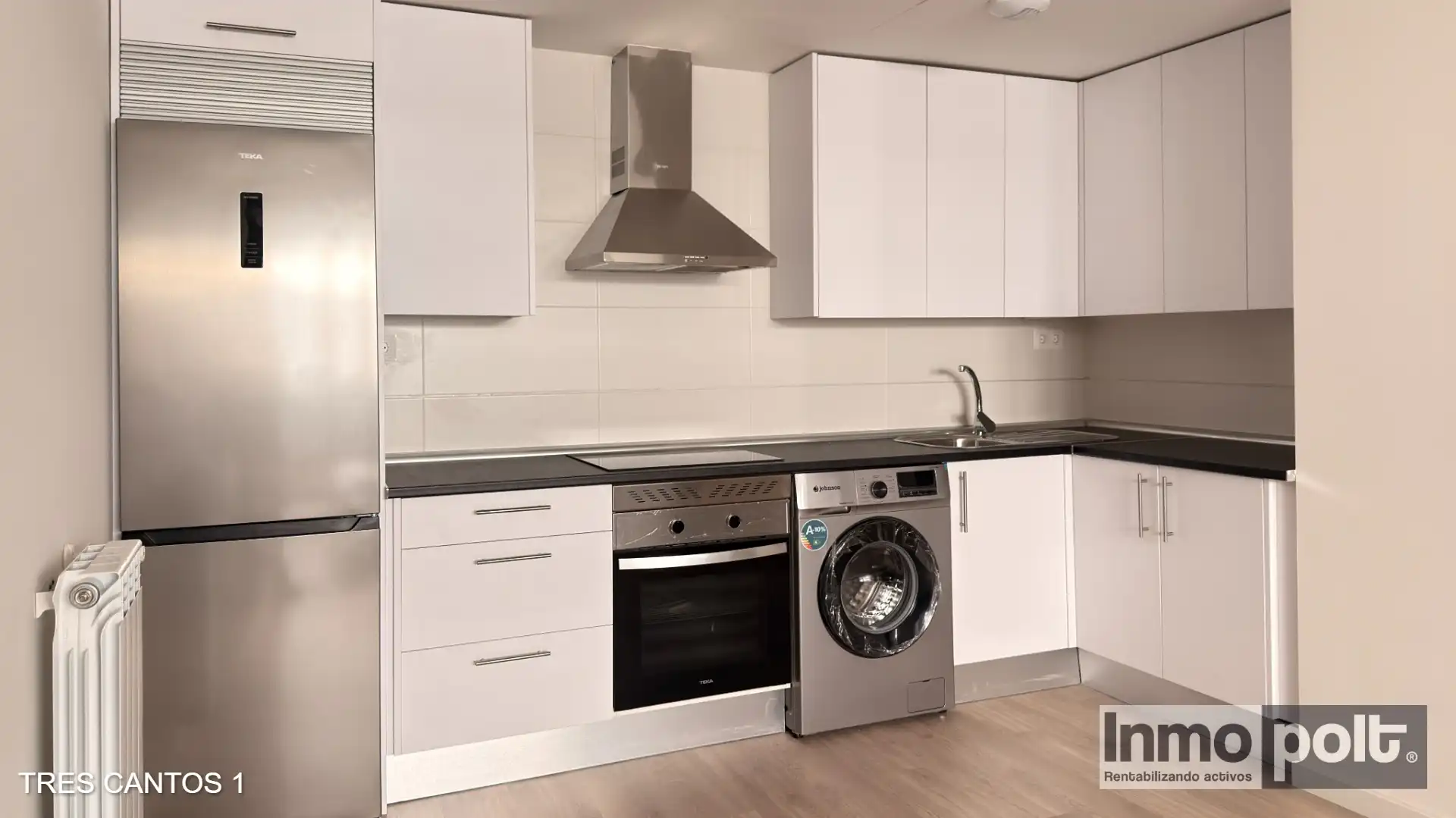 Kitchen of Flat for rent in Tres Cantos  with Air Conditioner, Furnished and Oven