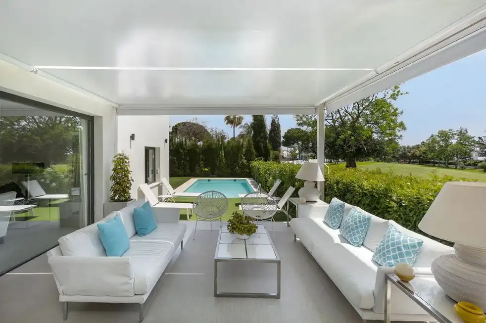 Chalet con jardín en venta en San Pedro de Alcántara