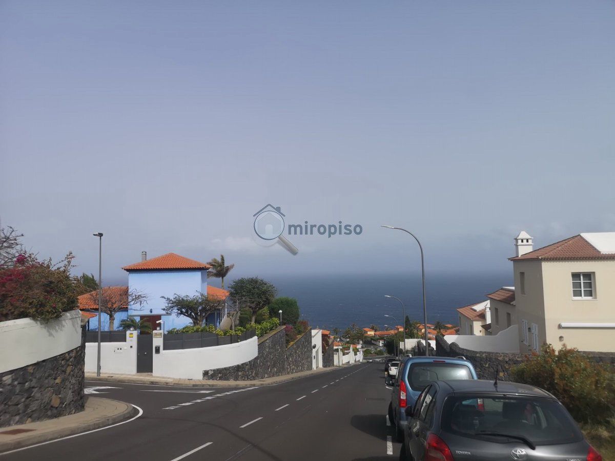 Außenansicht von Wohnung zum Verkauf in Tacoronte mit Terrasse und Abstellraum