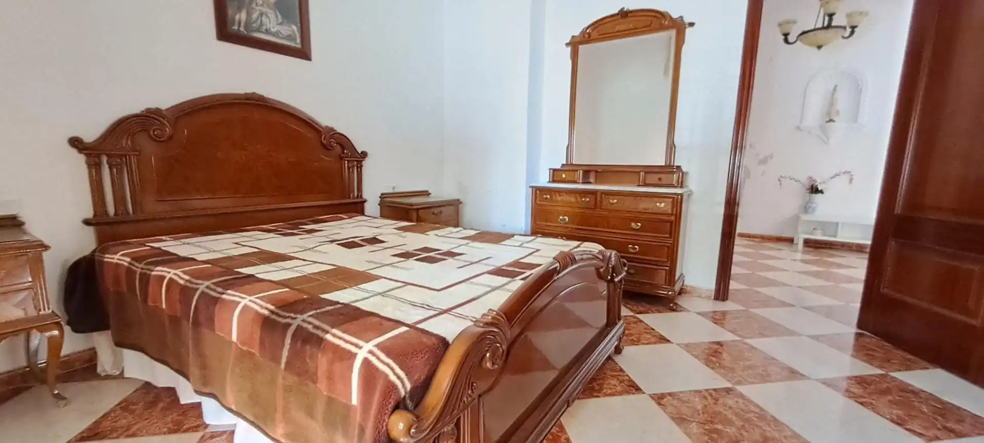 Dormitori de Casa o xalet en venda en Brenes amb Terrassa i Balcó