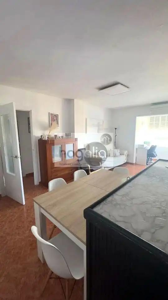 Wohnzimmer von Wohnung zur Miete in Sevilla mit Klimaanlage und Möbliert
