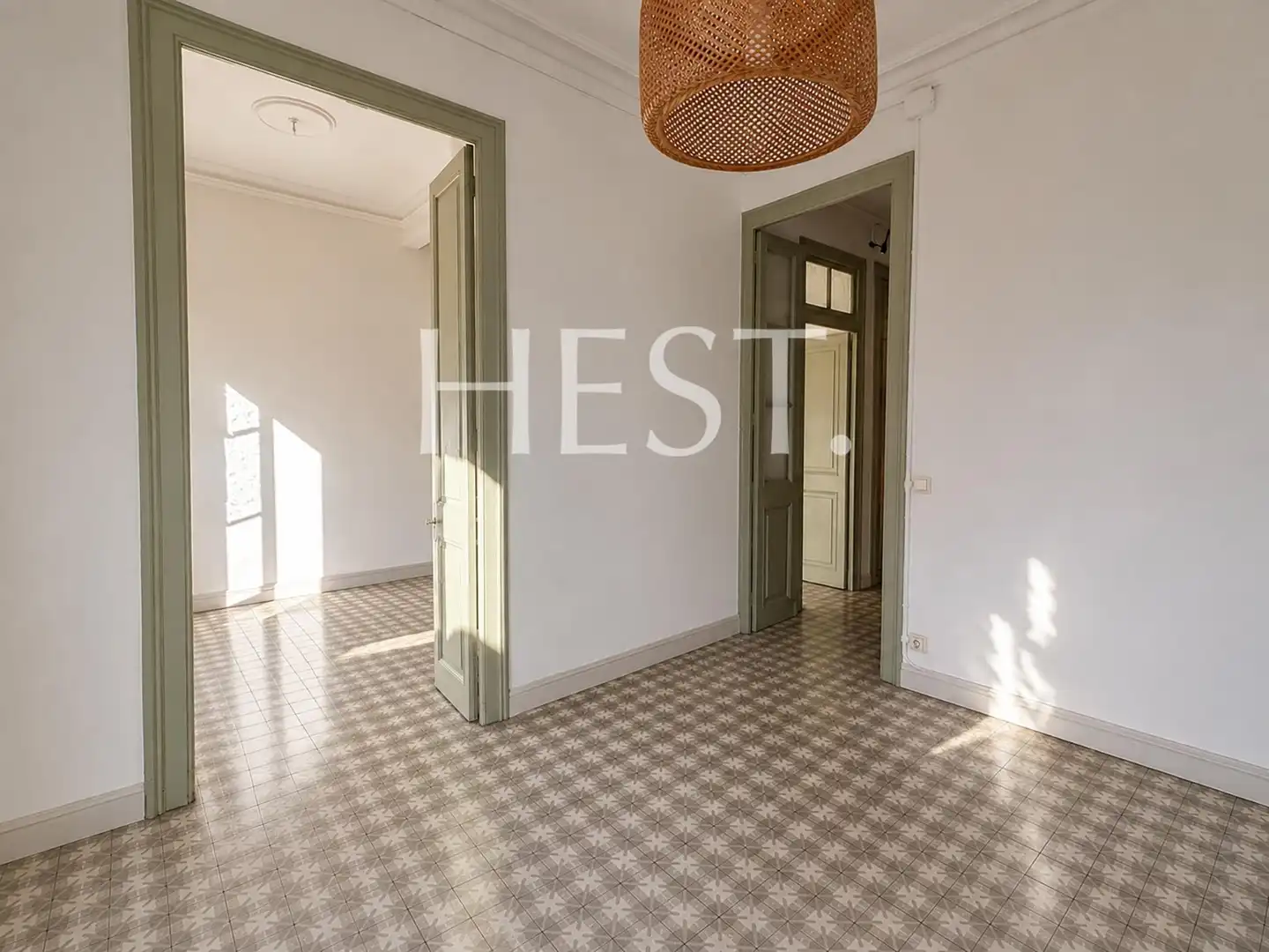 Piso en venta en Barcelona con Balcón