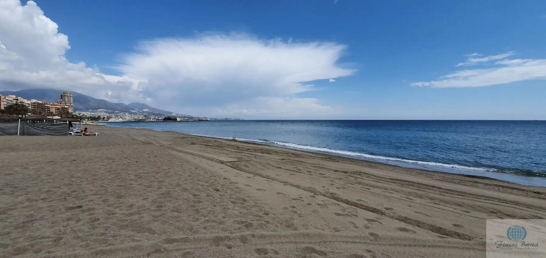 Außenansicht von Haus oder Chalet zum Verkauf in Fuengirola mit Terrasse und Abstellraum