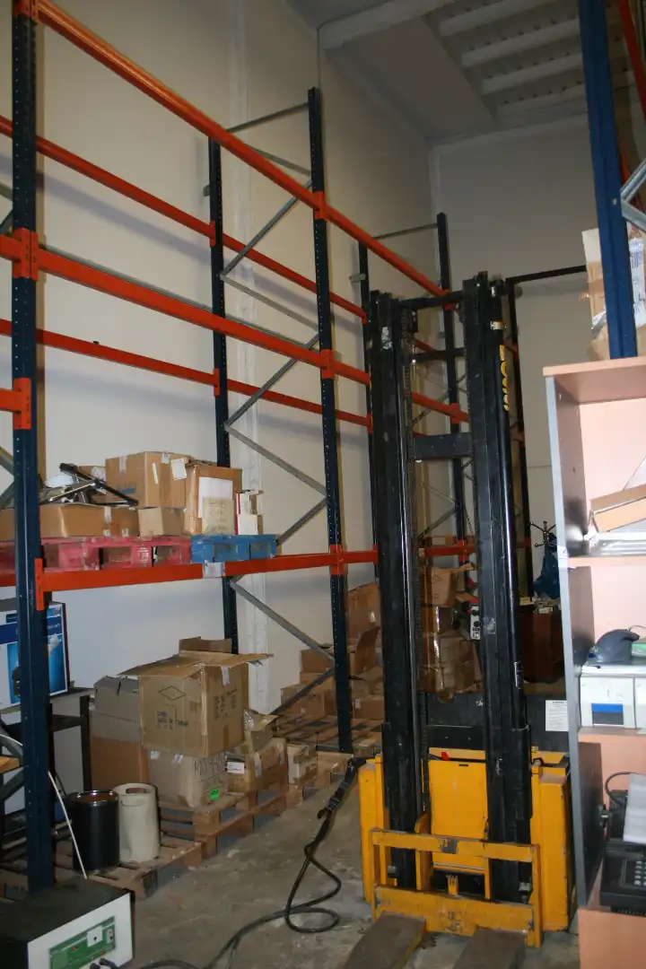 Industrial buildings for sale in Madrid  with Alarm