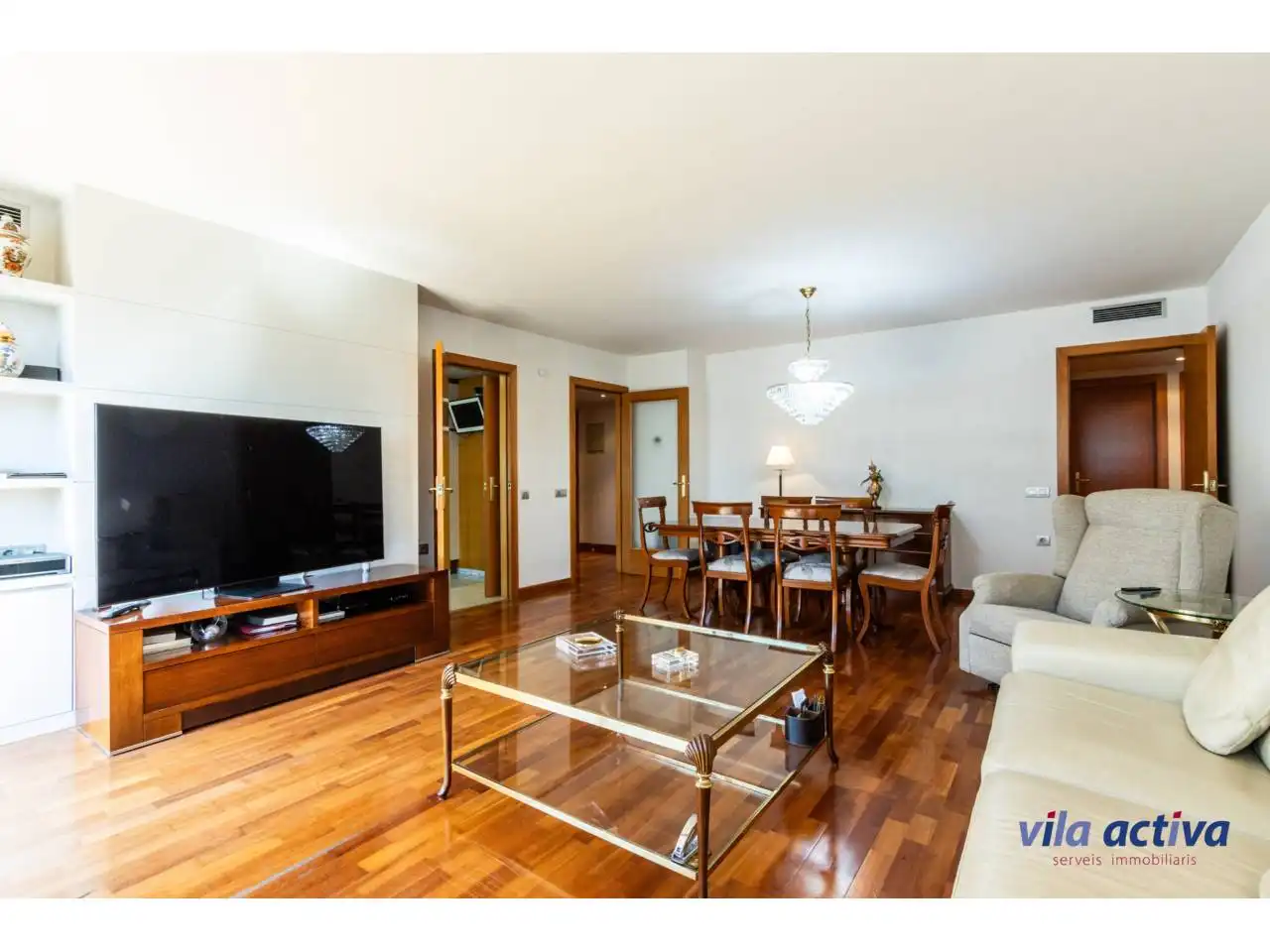 Sala de estar de Piso en venta en Terrassa con Aire acondicionado, Parquet y Balcón