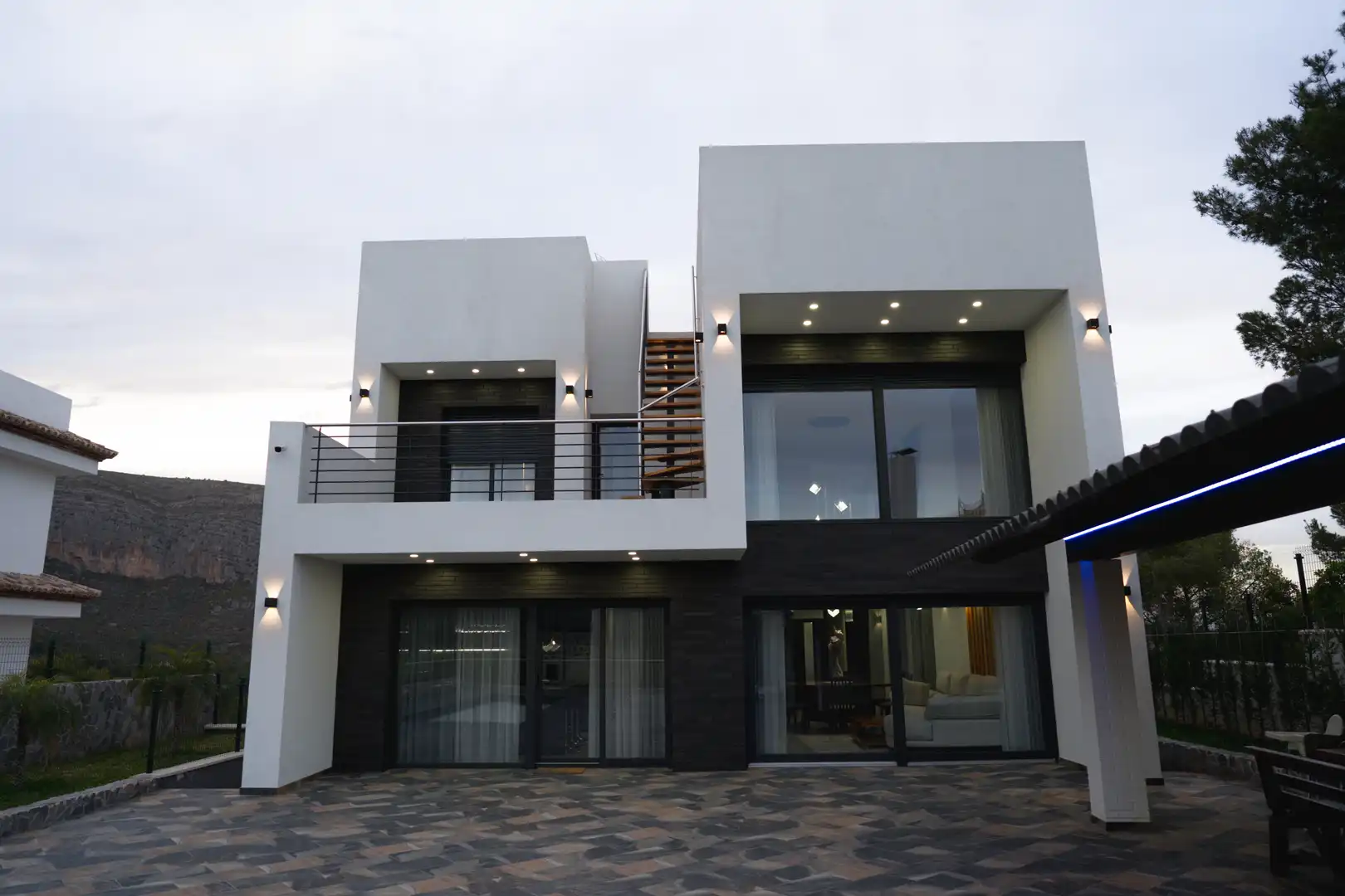 Vista exterior de Casa o xalet en venda en Oropesa del Mar / Orpesa amb Aire condicionat, Calefacció i Jardí privat