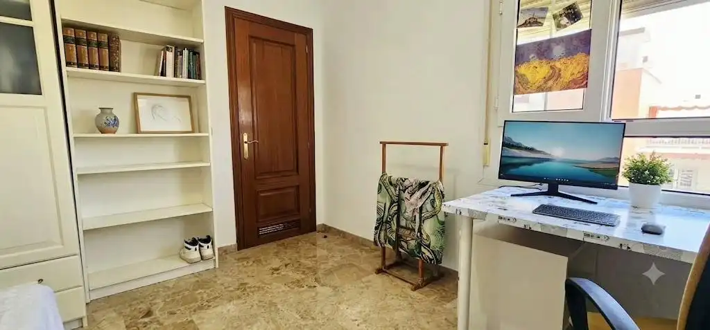 Dormitori de Pis en venda en Córdoba amb Aire condicionat i Calefacció