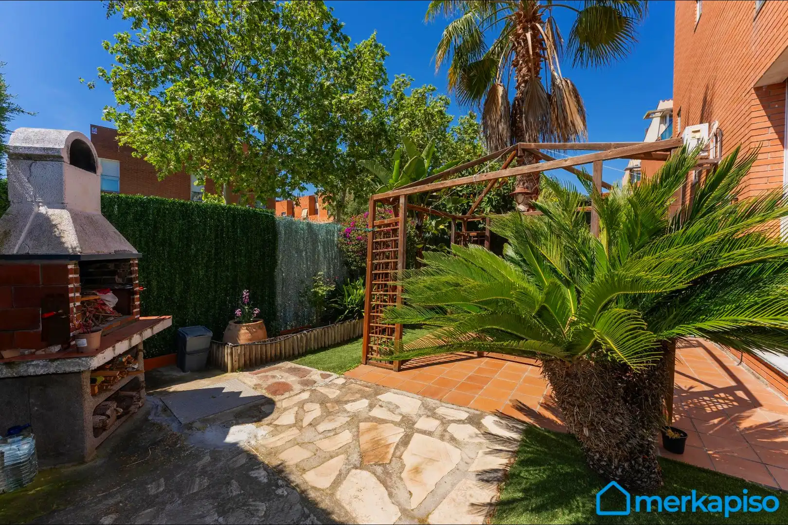 Jardín de Casa adosada en venta en Viladecans con Calefacción, Jardín privado y Terraza