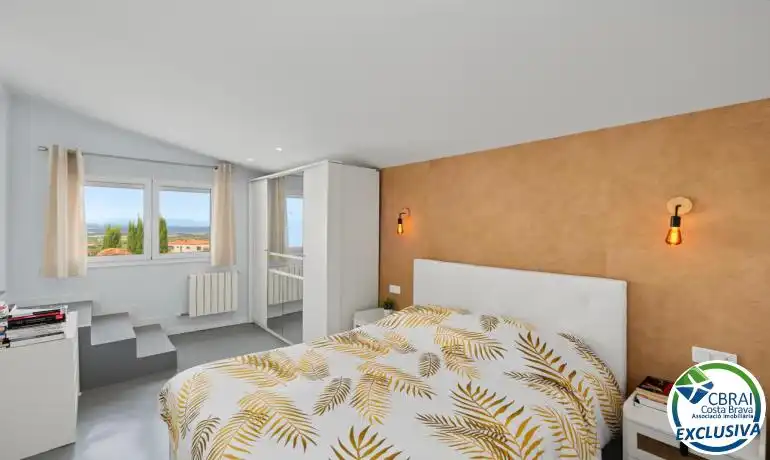 Habitación de Casa o chalet en venta en Roses con Aire acondicionado, Calefacción y Piscina