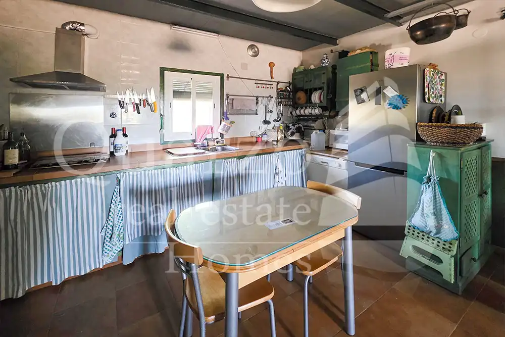 Cocina de Finca rústica en venta en Cáceres con Calefacción, Jardín privado y Trastero