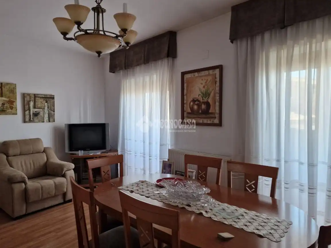 Wohnzimmer von Wohnung zum Verkauf in Huesca mit Heizung und Balkon