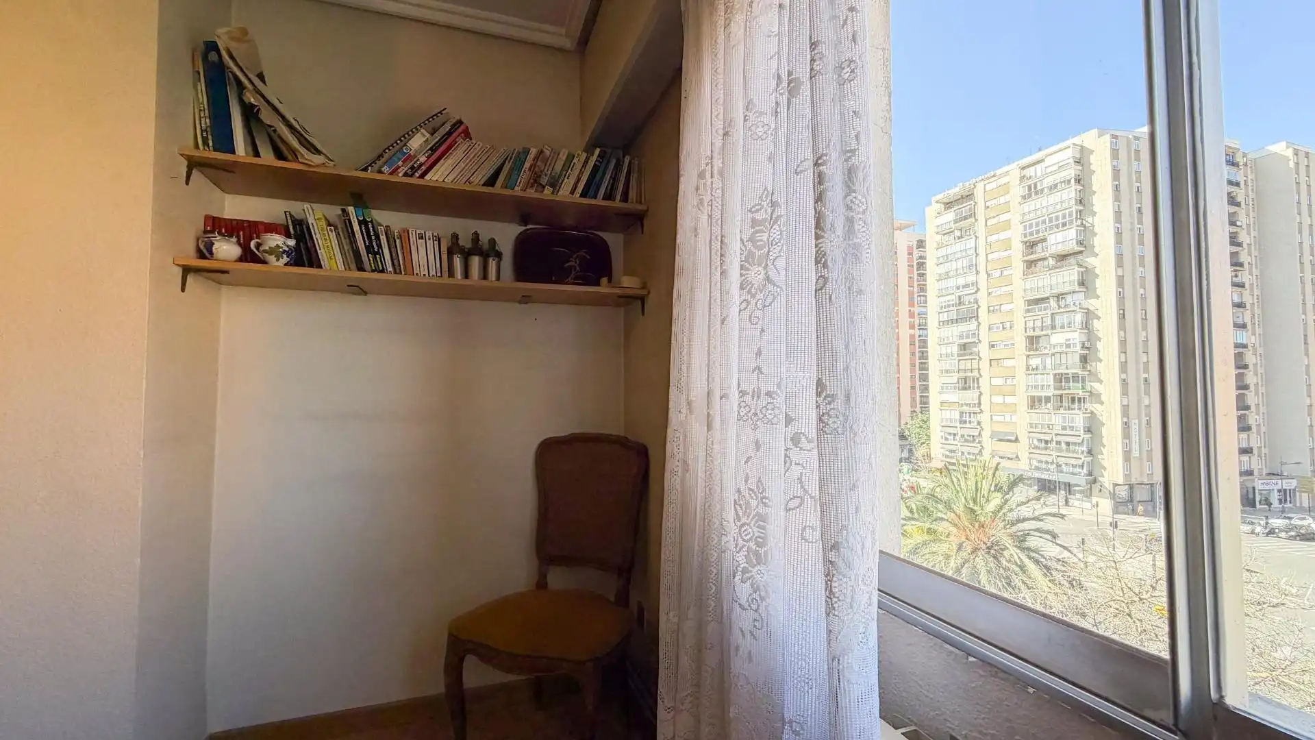 Schlafzimmer von Wohnung zum Verkauf in Valencia mit Klimaanlage, Heizung und Parkett