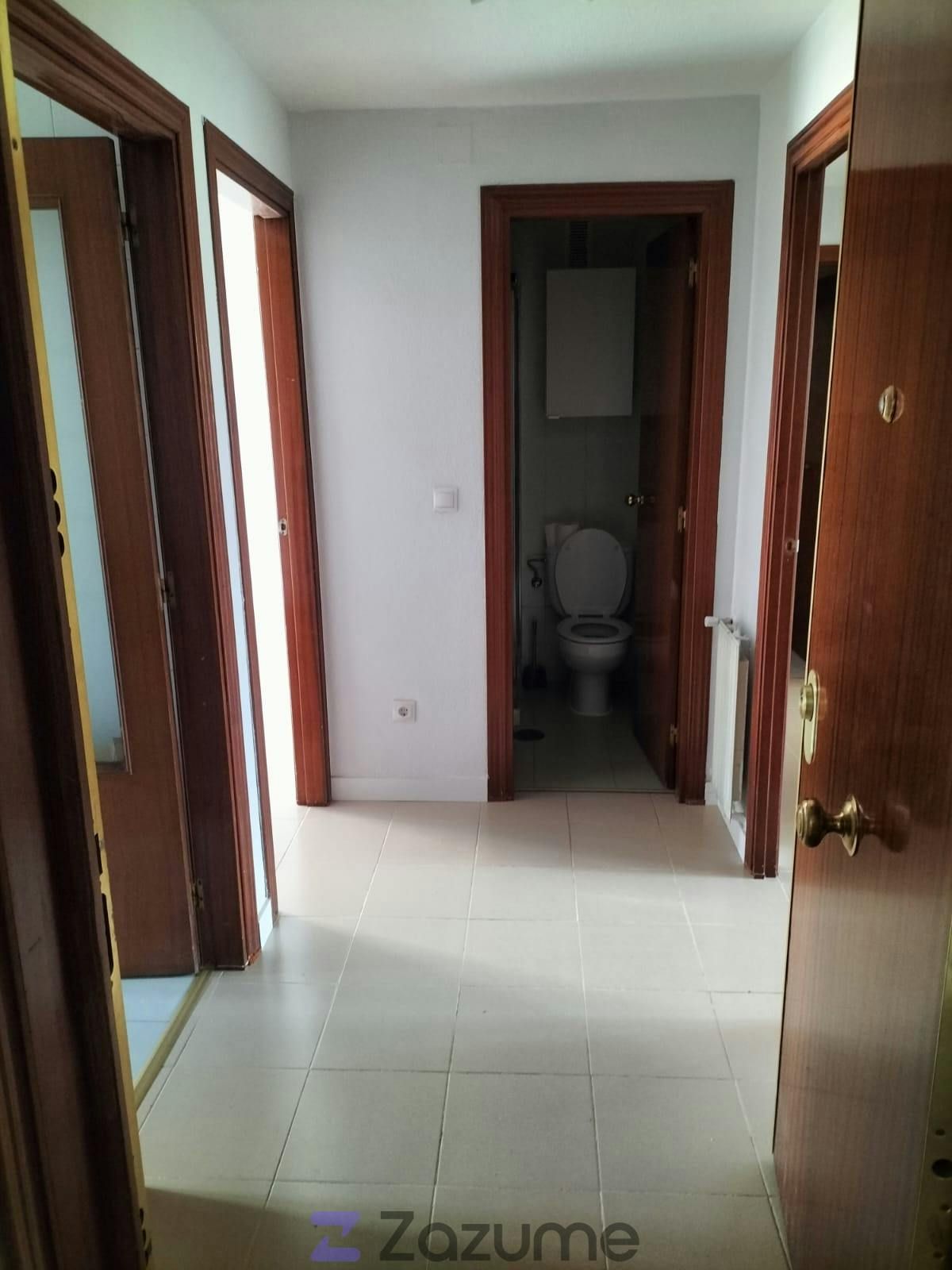 Pis de lloguer en  Madrid Capital amb Terrassa, Forn i Rentadora