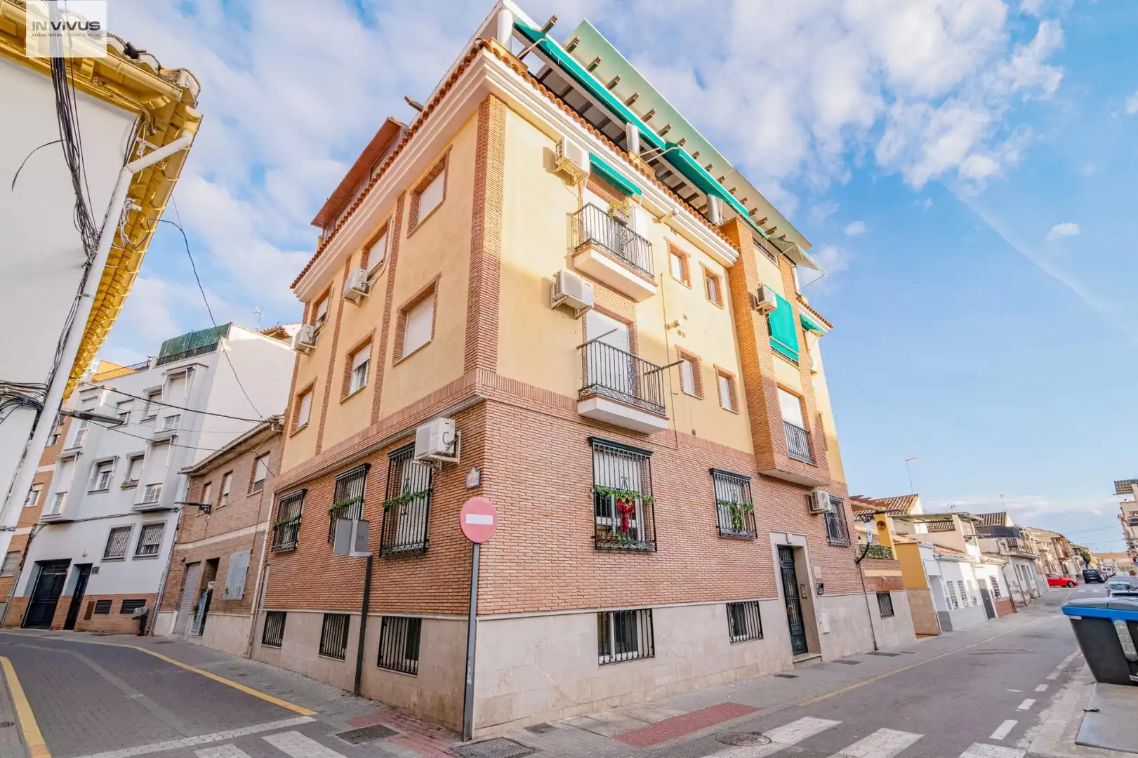 Vista exterior de Piso en venta en Maracena con Aire acondicionado, Calefacción y Terraza
