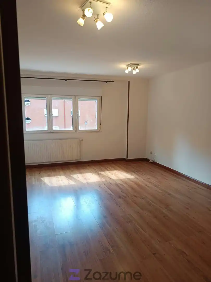 Flat with lift to rent in Av de Galicia, imagen 2