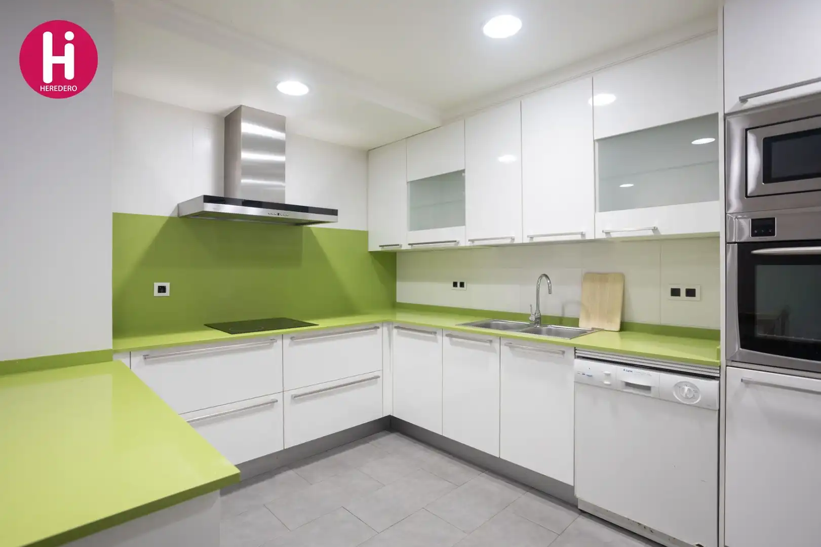 Küche von Wohnung zum Verkauf in Vigo  mit Heizung und Abstellraum