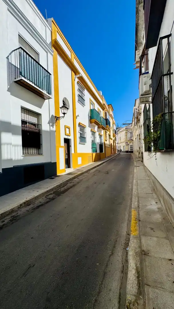 Vista exterior de Àtic en venda en Sanlúcar de Barrameda amb Aire condicionat, Terrassa i Alarma