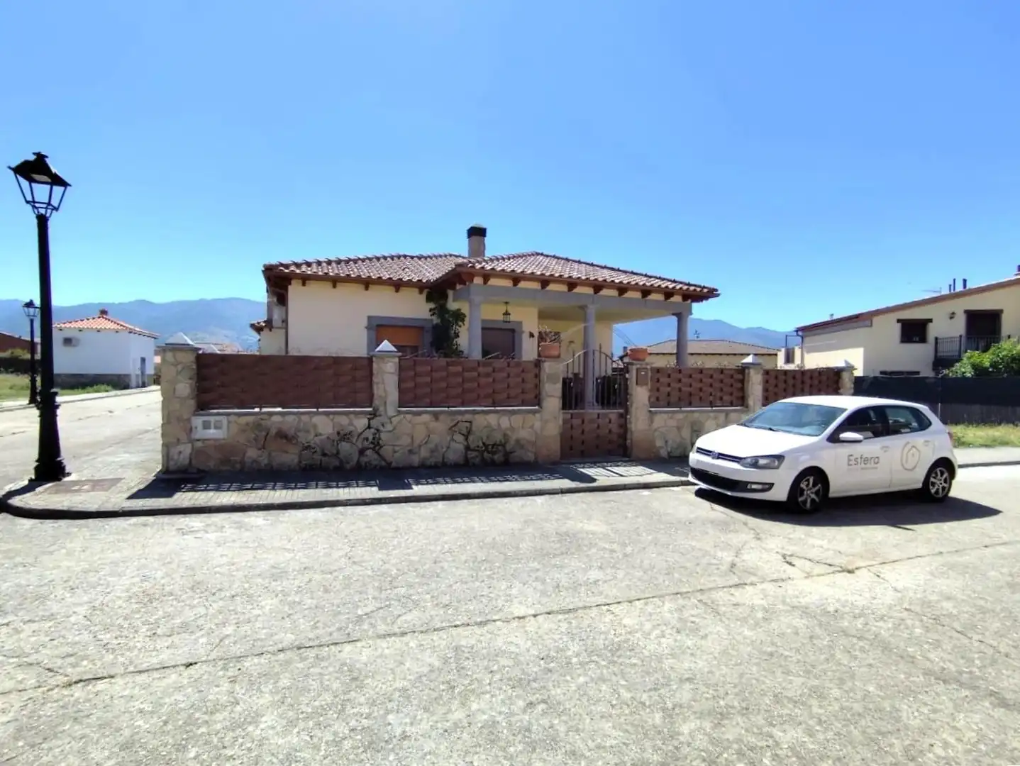 Exterior view of Houses for sale in La Granja   with Heating, Private garden and Terrace