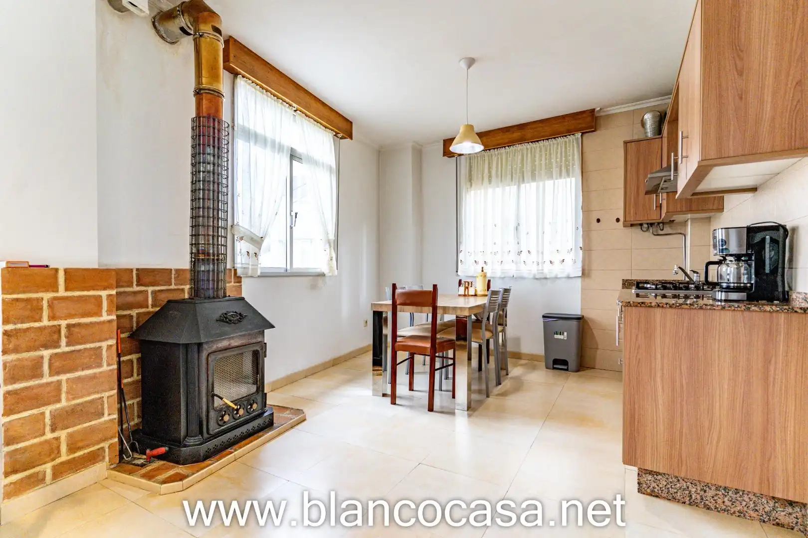 Cocina de Casa o chalet en venta en Malpica de Bergantiños con Calefacción, Trastero y Amueblado