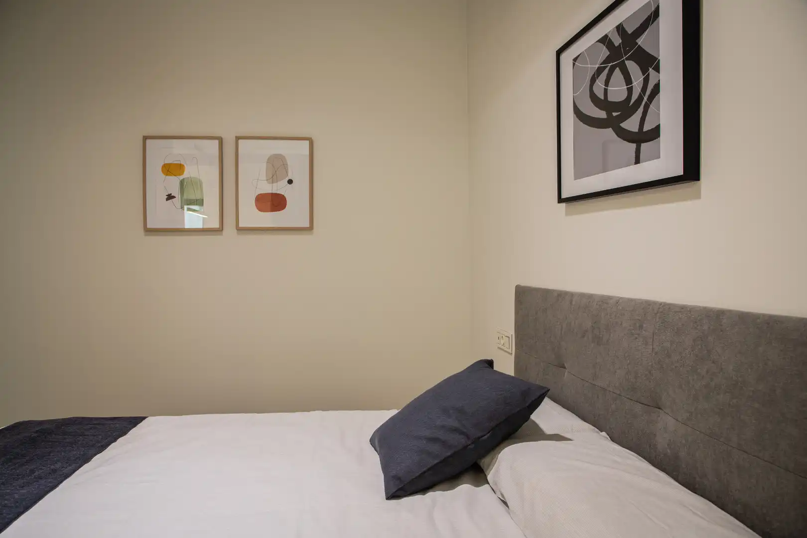 Bedroom of Flat for rent in Sevilla  with Air Conditioner, Furnished and Oven