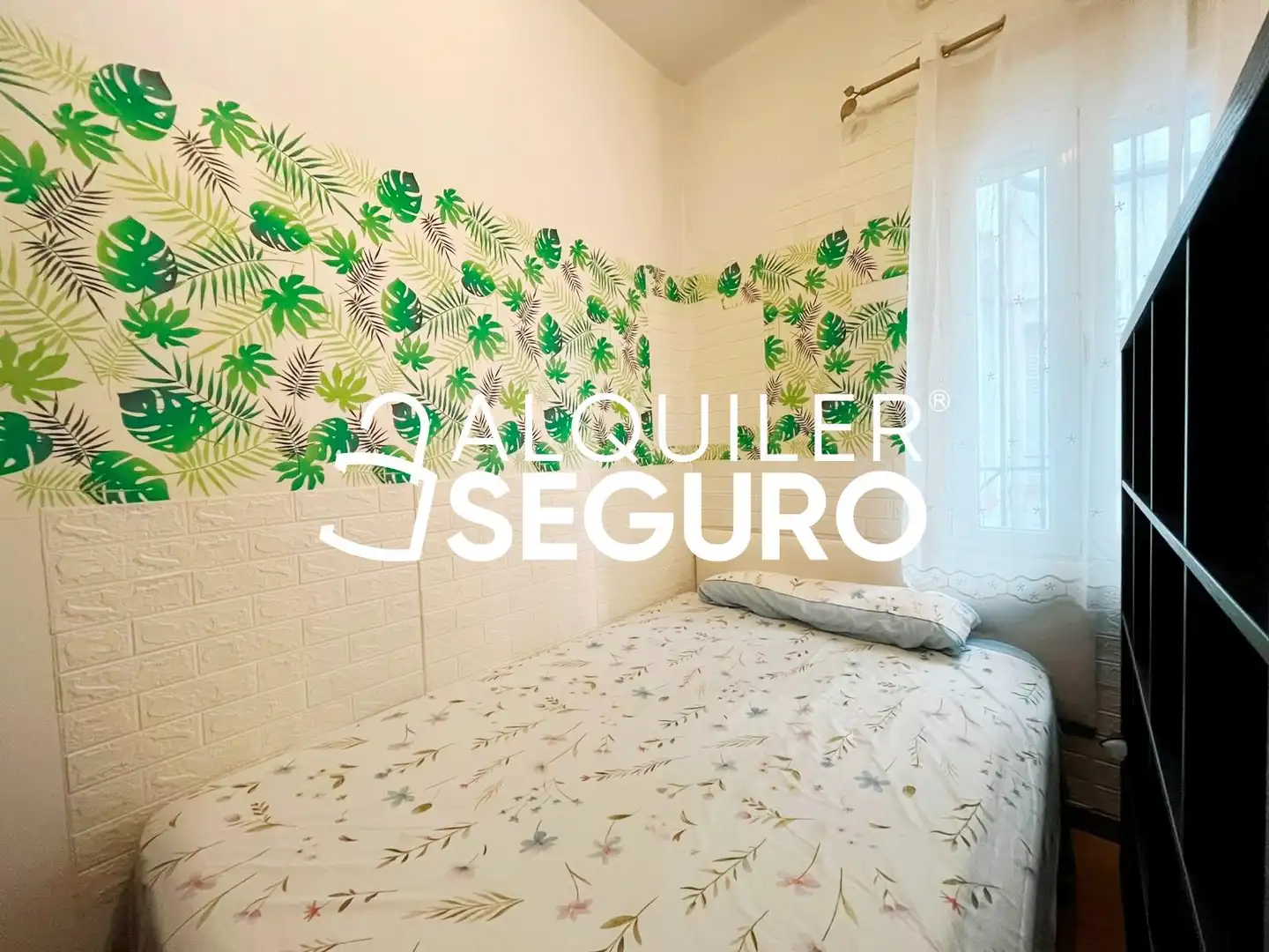 Habitación de Estudio de alquiler en Madrid con Aire acondicionado, Calefacción y Amueblado