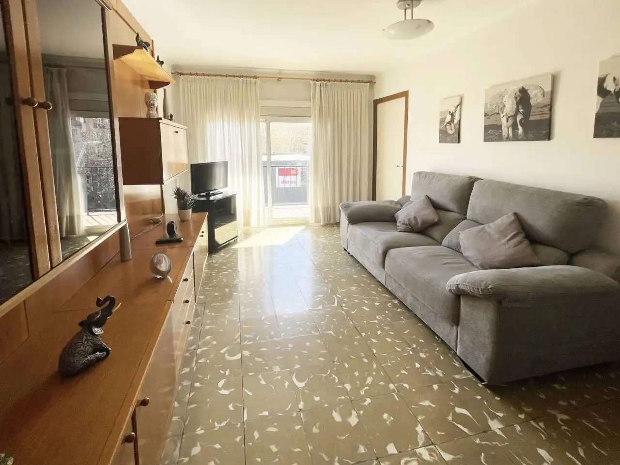 Sala de estar de Apartamento en venta en Granollers con Amueblado y Balcón