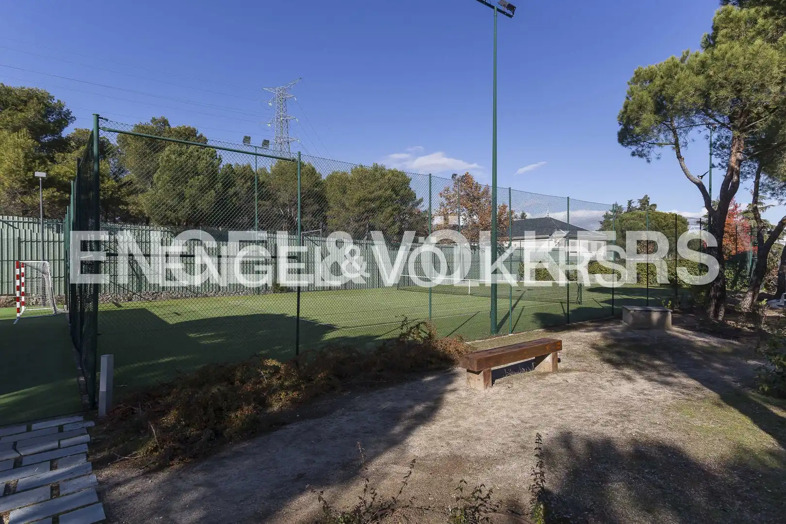 Flat for rent in Majadahonda  with Air Conditioner, Heating and Private garden